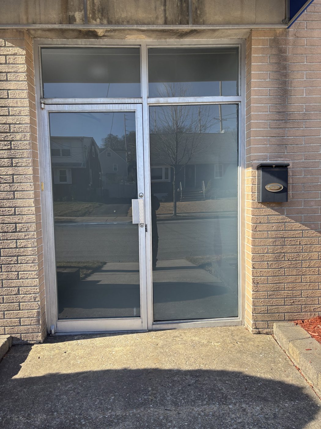 Commercial glass work by Accurate Glass & Mirror near Lodi, NJ