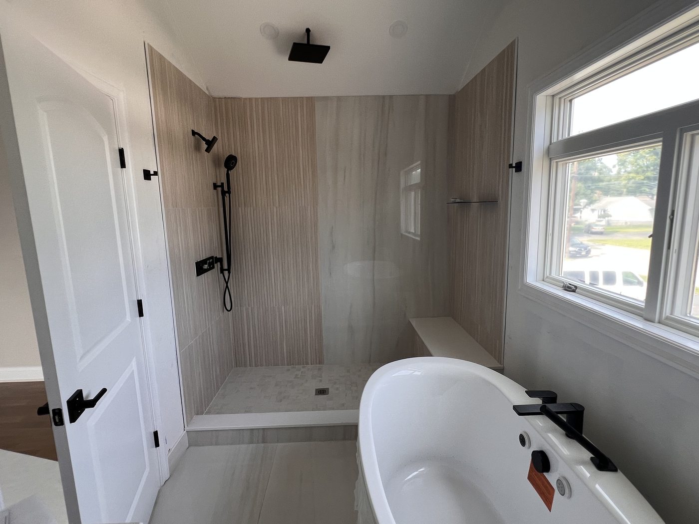 Glass tub shower door in Lodi, NJ